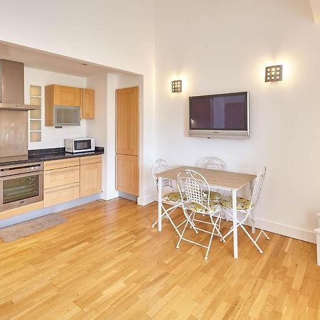 Host & Stay - Penthouse Pad Scarborough Kültér fotó